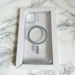 OtterBox Symmetry Series | Ultra-Slim Clear MagSafe Case for iPhone 15/14/13
